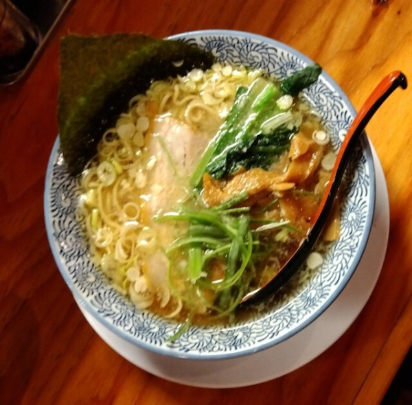 「吟上醤油 ・背脂中華そば」@麺や 焚く蔵の写真