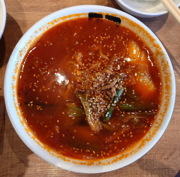 「旨辛チゲラーメン(825円)」@牛角 岸町店の写真
