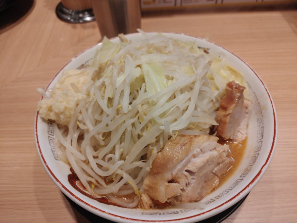 「みそ小　1080円」@豚山 北千住東口店の写真