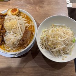 爆盛ホルモン濃厚味噌　野菜