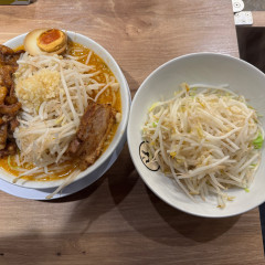 麺屋しずる みよし店の画像