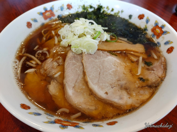 「チャーシューめん(醤油味:1,270円)」@おんじき庭本 新函館北斗駅前店の写真
