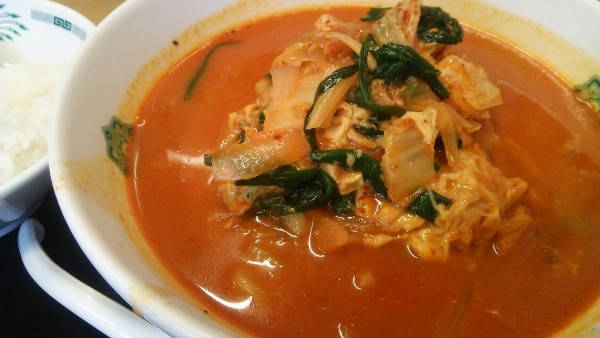 「チゲ味噌ラーメン 750円＋半ライス 150円」@日高屋 浦安店の写真