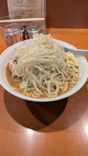 「ヤサイ、ニンニク増し」@麺屋 長次郎の写真