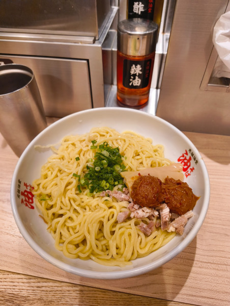 「辛味噌油そば　特大　980円」@元祖油堂 川崎駅前店の写真