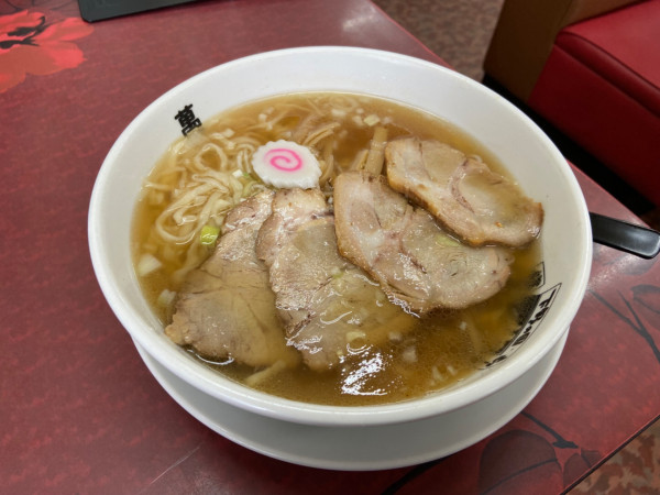 「チャーシュウ佐野らーめん(950円)」@青竹手打ち佐野らーめん 萬の写真