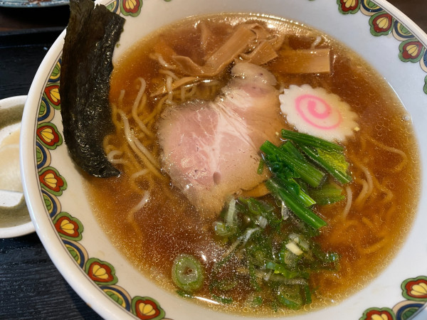 「ラーメン:750円（＋餃子5個:415円）」@こむぎ亭の写真