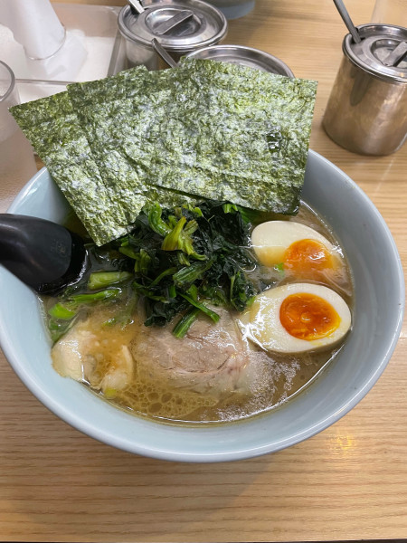 「味玉ラーメン」@せい家 下北沢店の写真