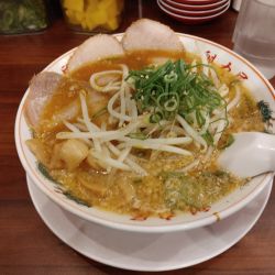 みそラーメン　880円