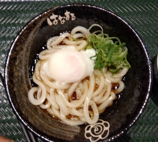 「温玉ぶっかけ 430円」@はなまるうどん 山形鉄砲町店の写真