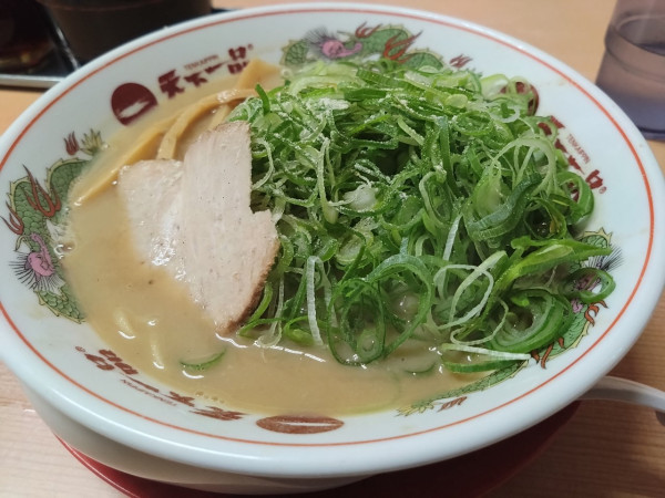 「こってりラーメン＋ネギ」@天下一品 宇都宮店の写真