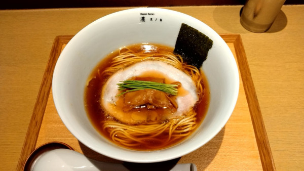 「醤油らぁ麺_1300円」@NIPPON RAMEN 凛 TOKYOの写真
