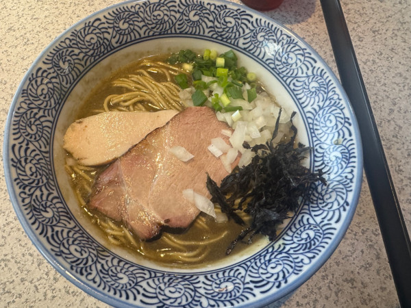 「濃厚煮干ラーメン」@破壊的イノベーションの写真