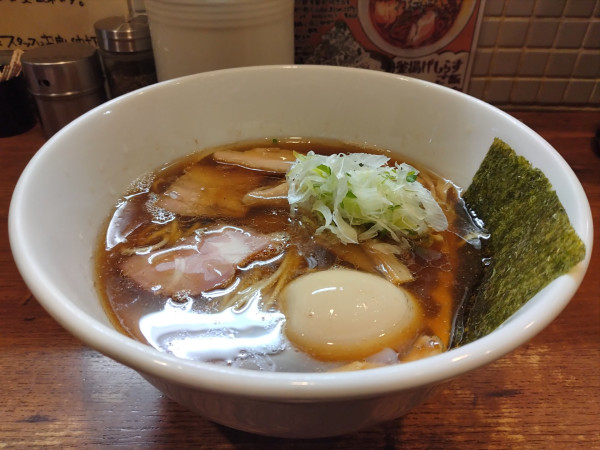 「特製醤油らーめん」@麺処 びぎ屋の写真