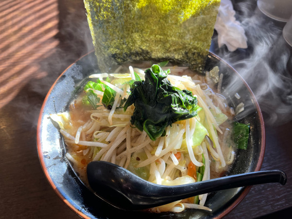 「みそ831ラーメン細麺固め」@831家 和田店の写真