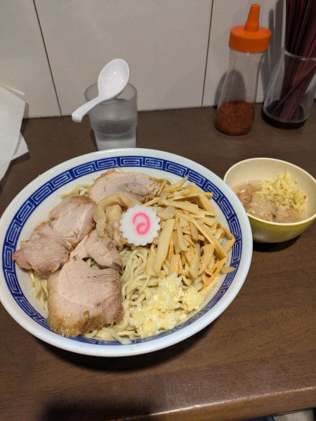 「塩豚骨＋別皿アブラ生姜　新百合ヶ丘　限定」@ラーメン ゼンゼンの写真