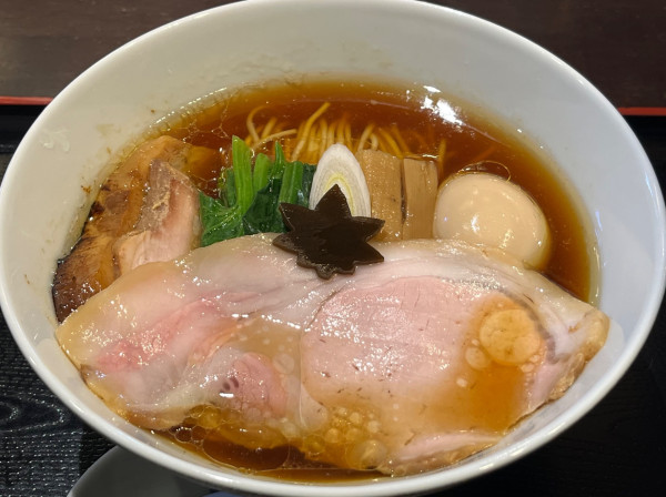 「特製中華そば」@食煅 もみじの写真