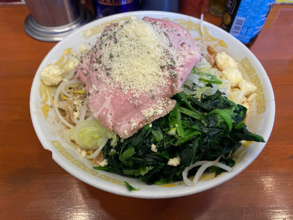 「限定トッティ（１１５０円）＋レンソウ１５０円」@それいけ！たかちゃんラーメンの写真