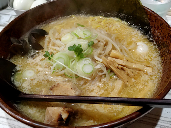 「味噌らーめん」@白樺山荘 札幌ラーメン横丁店の写真