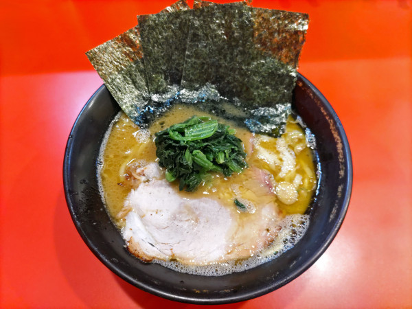 「ラーメン 900円」@横浜家系総本山 吉村家直系店 ラーメン内田家の写真