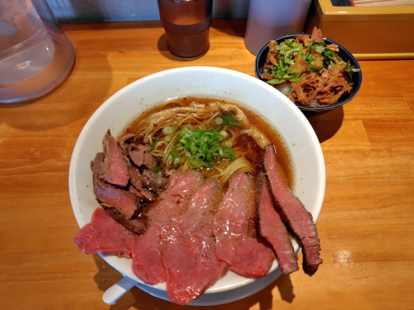 「鳥取和牛の塩そばと牛煮込みごはん2000円（この日限定）」@麺家 たけ田の写真