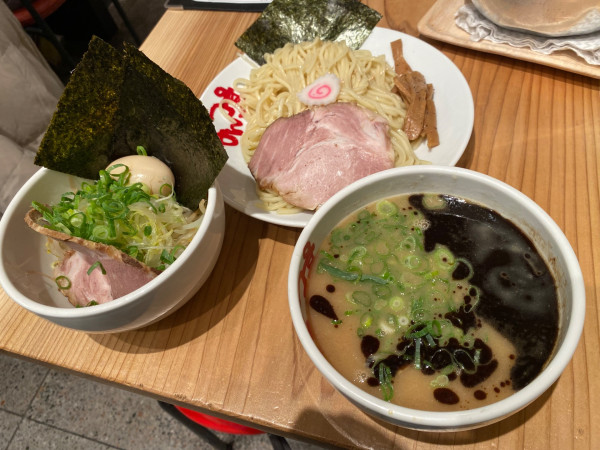 「つけ麺なんつっ亭スペシャル」@なんつッ亭  町田店の写真