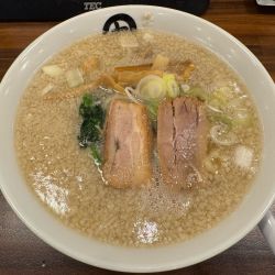 白の中華そば 大盛　950円