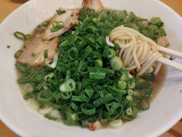 「チャーシューメン(1,050)」@ラーメン○イ 十二番丁店の写真