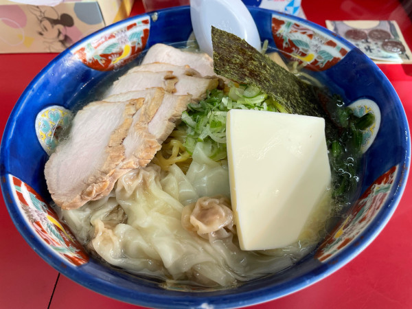 「塩ﾜﾝﾀﾝ･ﾁﾔｰｼﾕｰ･ﾊﾞﾀｰ(大盛)¥1,300」@大蓮の写真