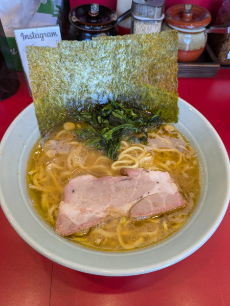 「らーめん並」@横浜家系らーめん たま家の写真