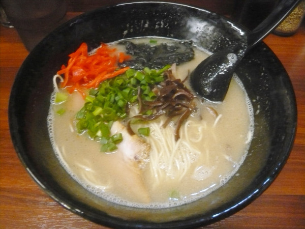 「豚骨ラーメン」@ラーメン 木村亭の写真