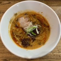 麻辣担々麺　太麺