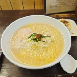 あら炊き塩らぁめん へしこ焼きおにぎり付き