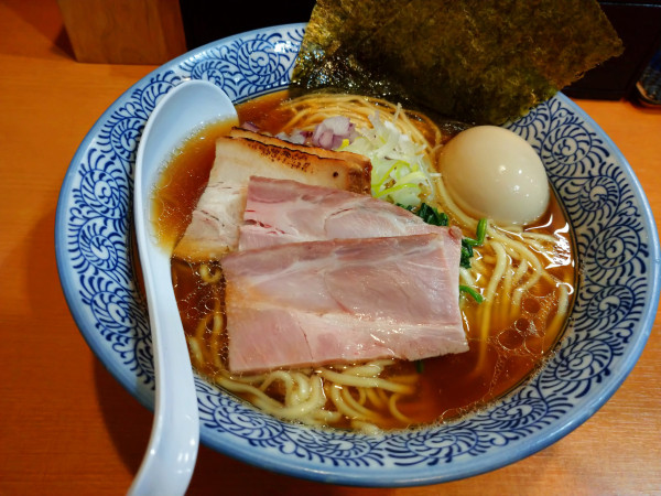 「特製 蛤と鰹中華そば」@中華そば 円月の写真