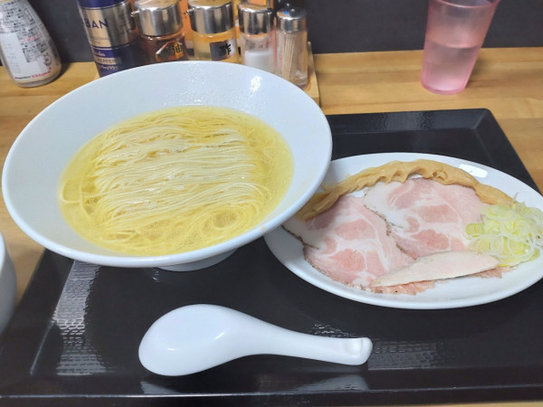 「アイモらーめん塩＋替え玉」@ふかや女子流 アイモの写真