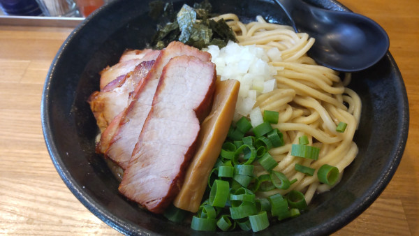 「魚介まぜそば大盛り追い飯付き880円」@つけめん・まぜそば むじゃきの写真