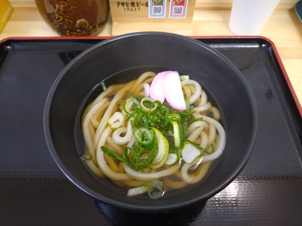 「かけうどん350円」@とりあたまの写真