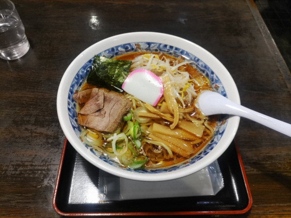 「冷しらーめん」@栄屋本店の写真