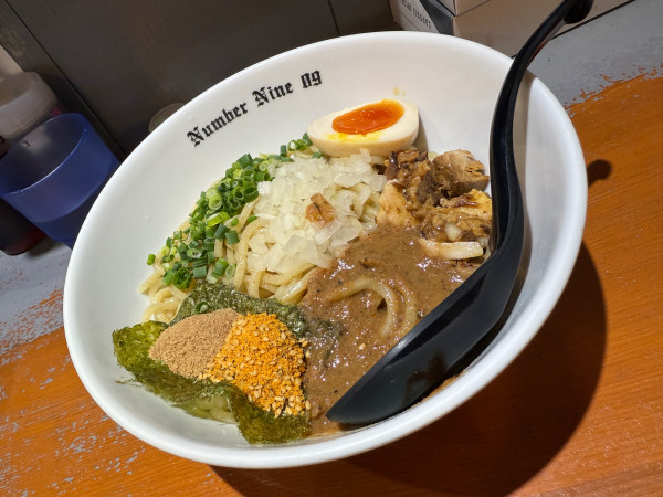 「まぜそば」@麺Dining Number Nine 09の写真