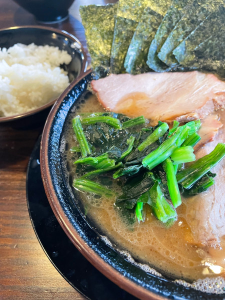 「チャーシューメン 海苔 無限ライス」@西池袋 皇綱家 三鷹大沢店の写真