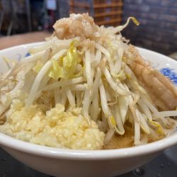 ラーメン・全ましニンニクダブル：840円