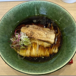 ラーメン(醤油:950円)+ミニカレーライス(500円)