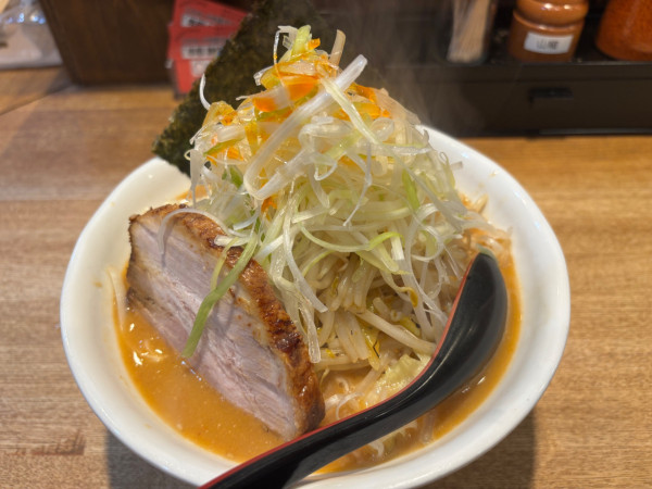 「ネギ辛味噌ラーメン」@萬馬軒 橙 池袋店の写真