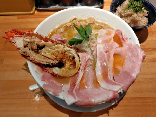 「伊勢海老の白湯そばと松葉蟹の炊き込みごはん2500円（限定）」@麺家 たけ田の写真