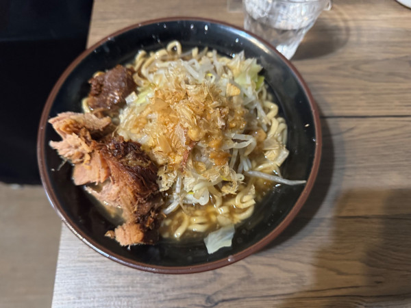 「醤油ラーメン(少なめ150g)1000円」@ラーメン専門 宮の森の写真