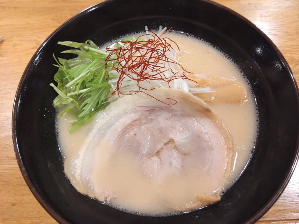 「鶏白湯らーめん（醤油）」@麺や なかじの写真