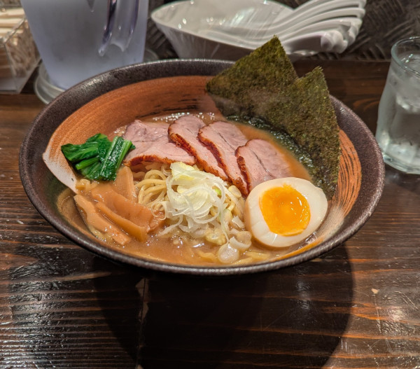 「一三五4枚チャーシュー+味玉」@天虎の写真