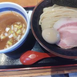 つけ麺 中盛 味玉