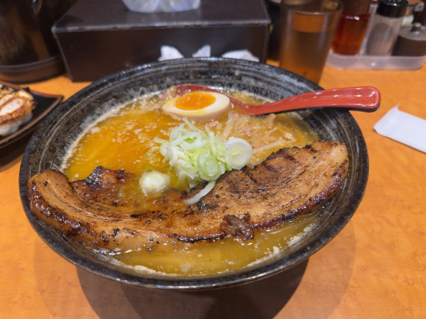 「炙りチャーシュー味噌」@SAPPORO NOODLE 零の写真