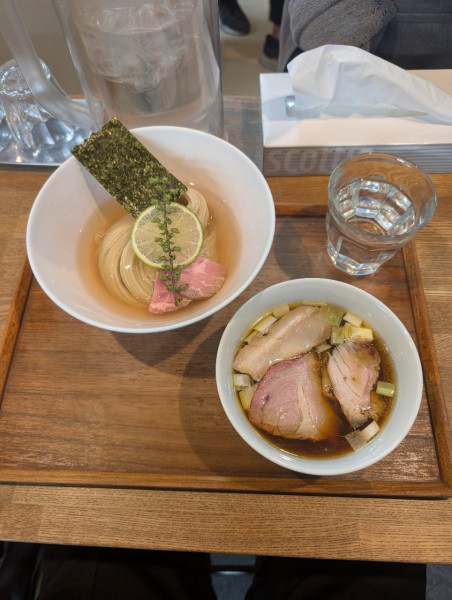 「昆布水つけめん 醤油 並」@YOKOKURA STOREHOUSEの写真